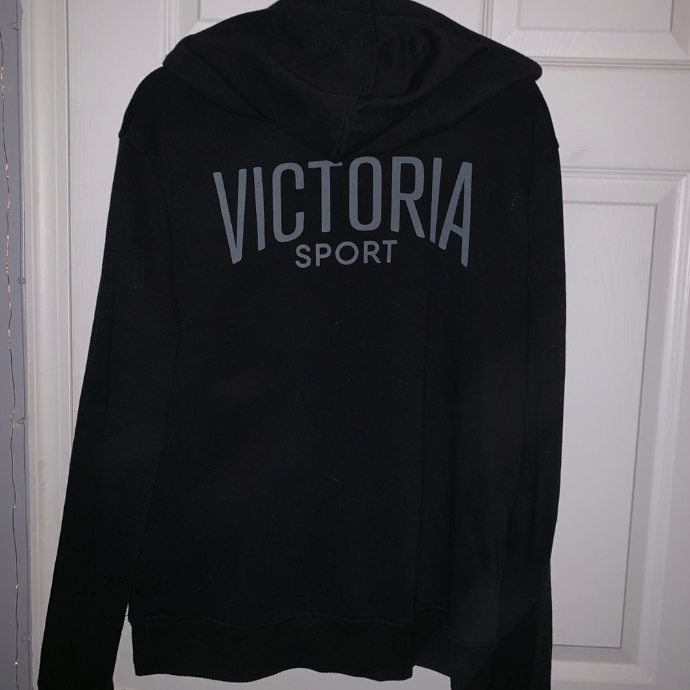 Victoria Sport Zip-up Jacket